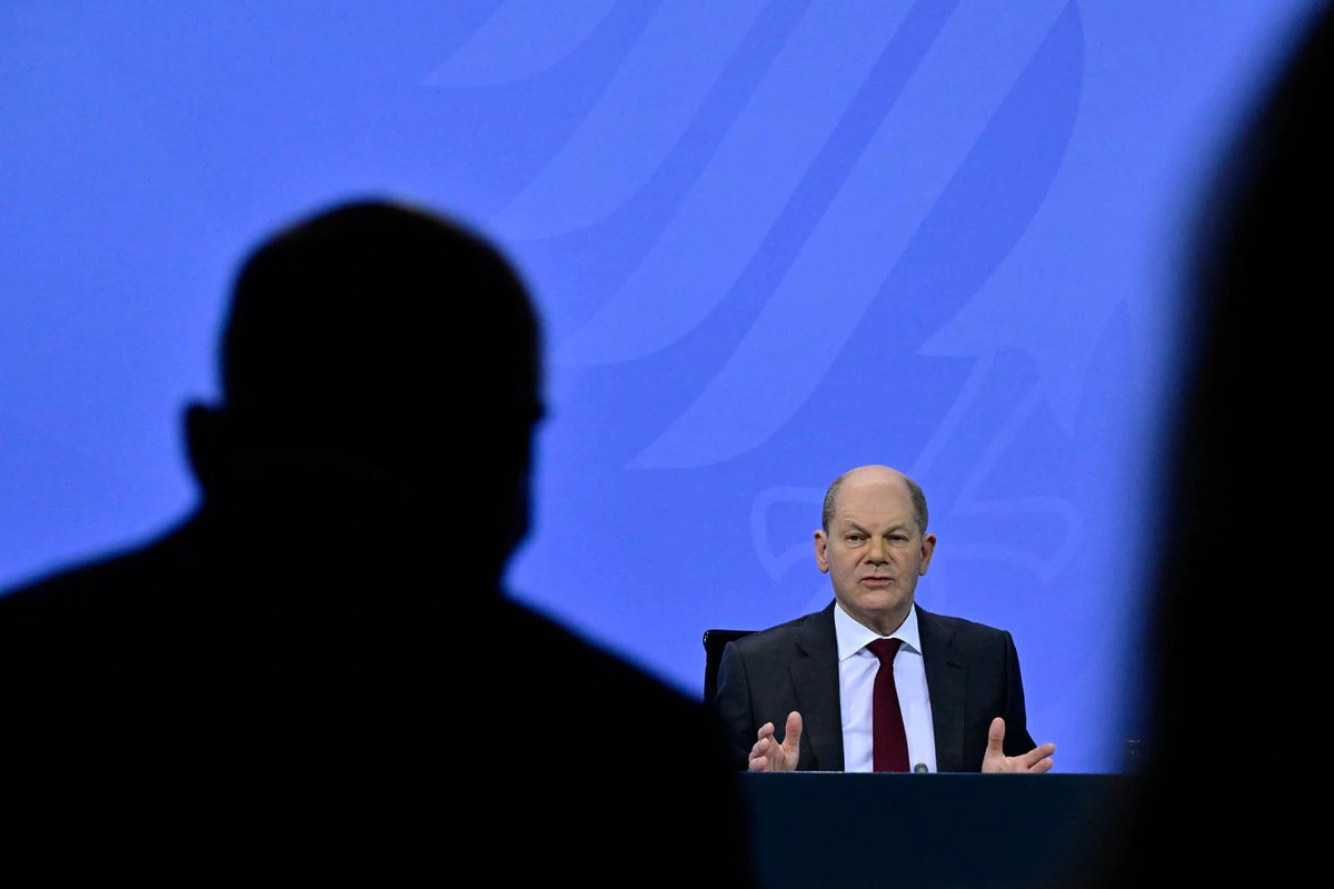 El miedo a ómicron acelera la tercera dosis en Alemania: dejará entrar a bares y restaurantes solo con refuerzo o test negativo