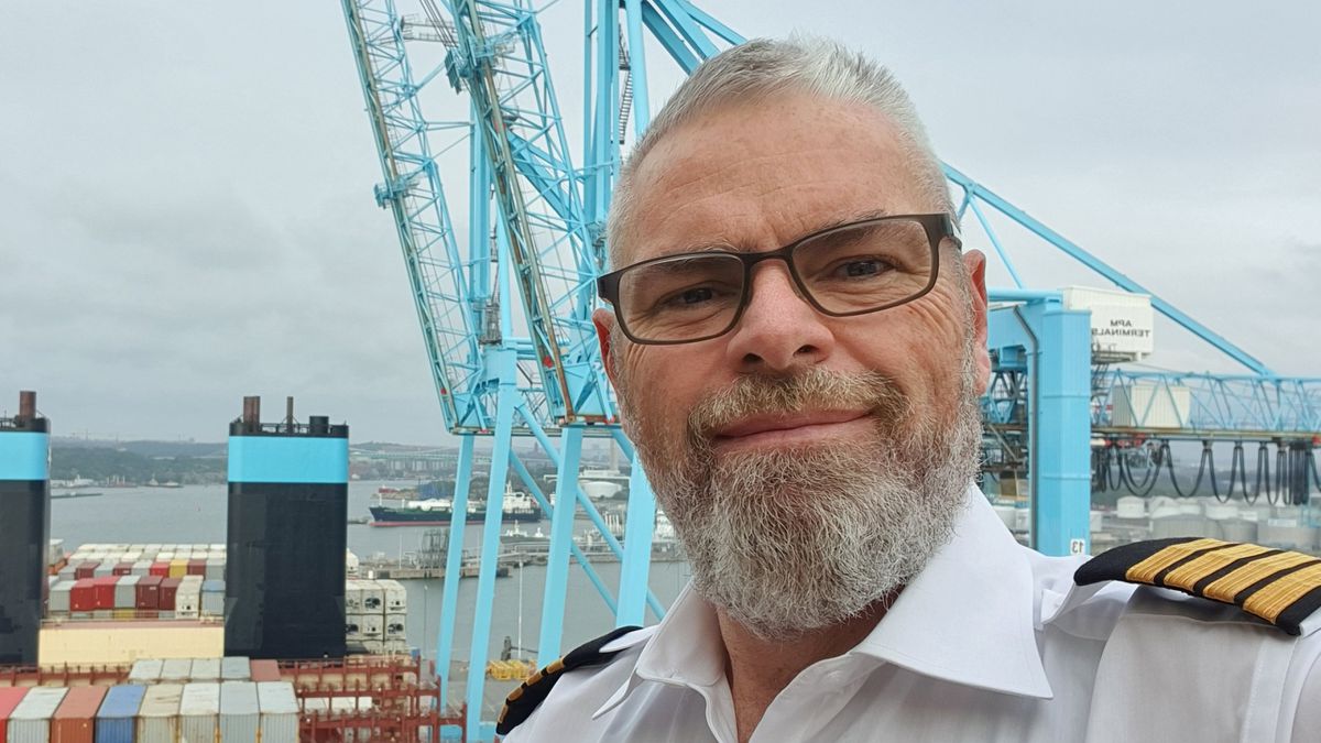 El capitán de uno de los mayores portacontenedores del mundo: “Hay que aumentar capacidad portuaria, y eso lleva tiempo”