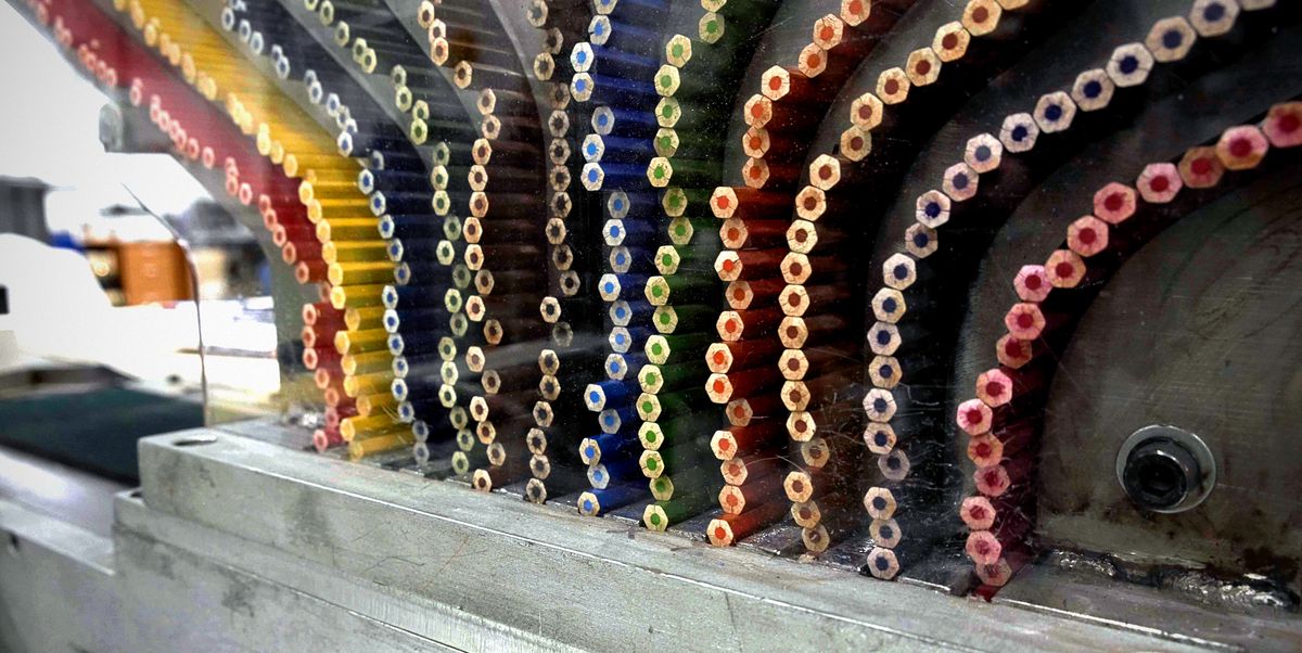 Mira la forma fascinante en que se fabrican los lápices