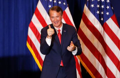 El republicano Glenn Youngkin, tras ganar las elecciones que le convirtieron en nuevo gobernador de Virginia.