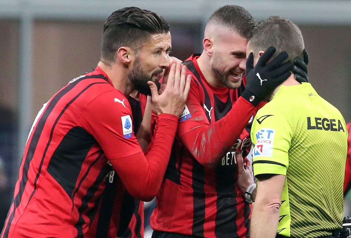 Regla número 1 para infieles y árbitros: la verdad flota