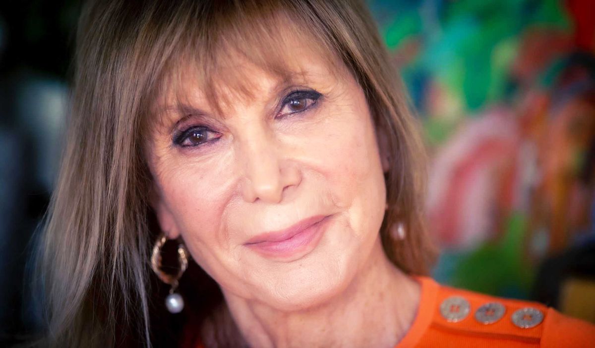 Pilar Eyre: “El rey emérito fue el primero en cobrar por ir a bolos”