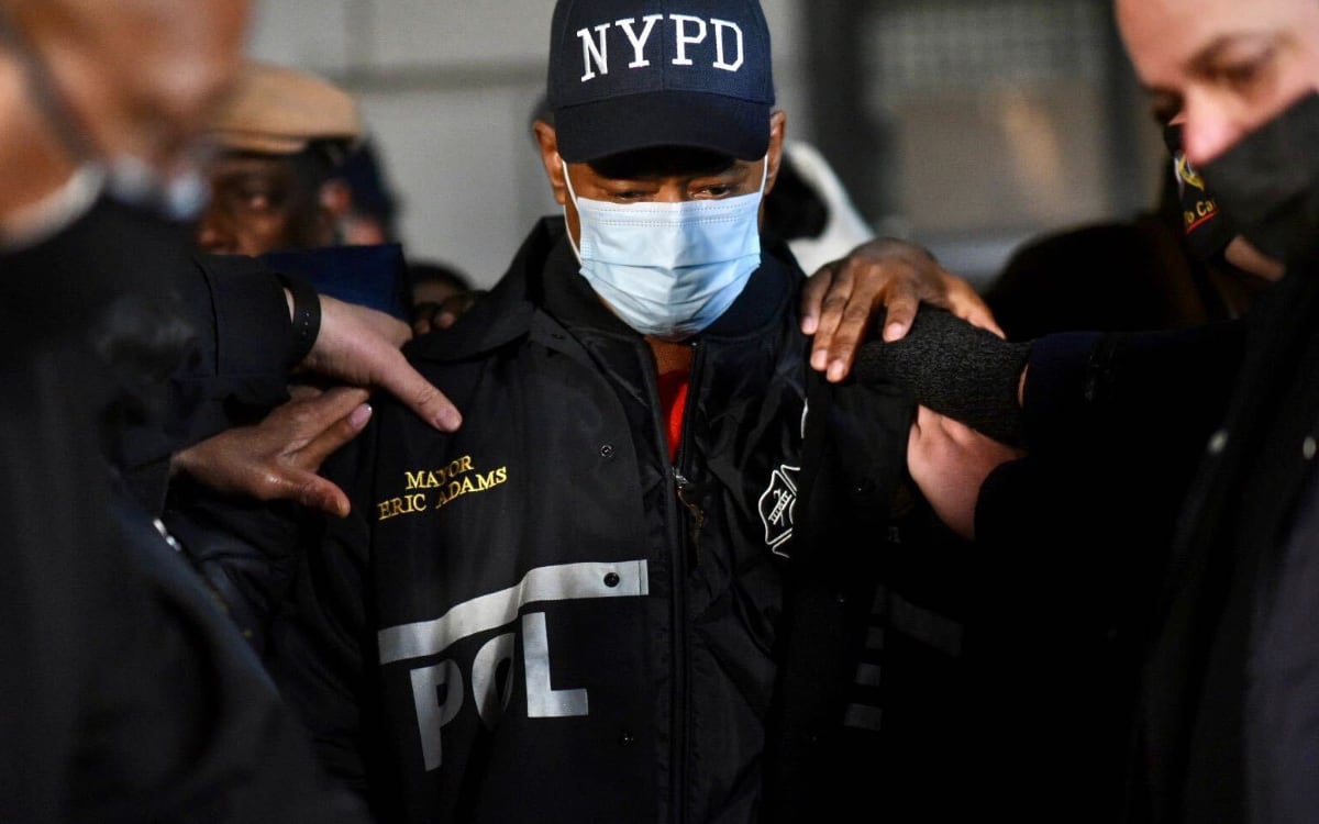 Alcalde de NY pide ayuda a Washington para frenar tráfico de armas