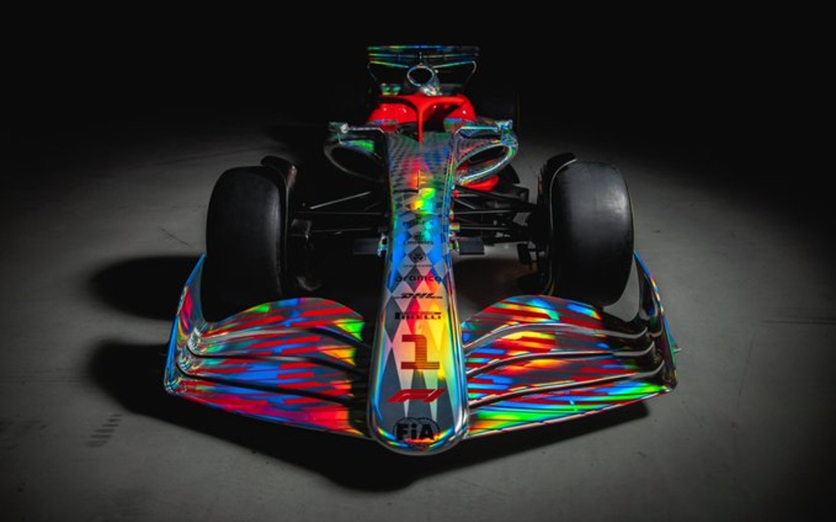 Anuncia F1 calendario para la temporada 2022 con 23 carreras | Tuit