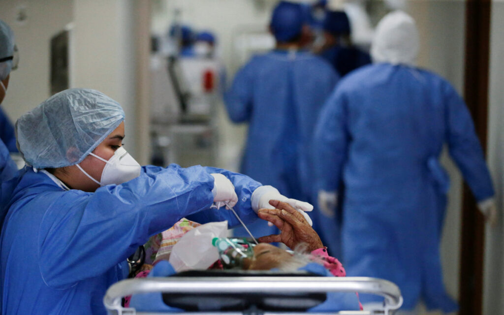 Anuncia NL que replanteará estrategia ante récord de contagios de Covid