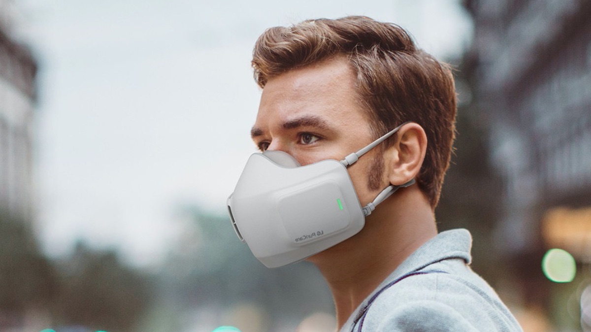 Así es la nueva mascarilla electrónica de LG que ya está a la venta en España