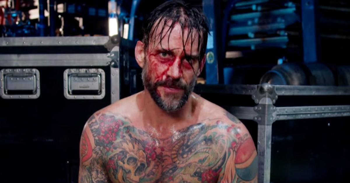 CM Punk destroza el concepto de la cancha de luchadores