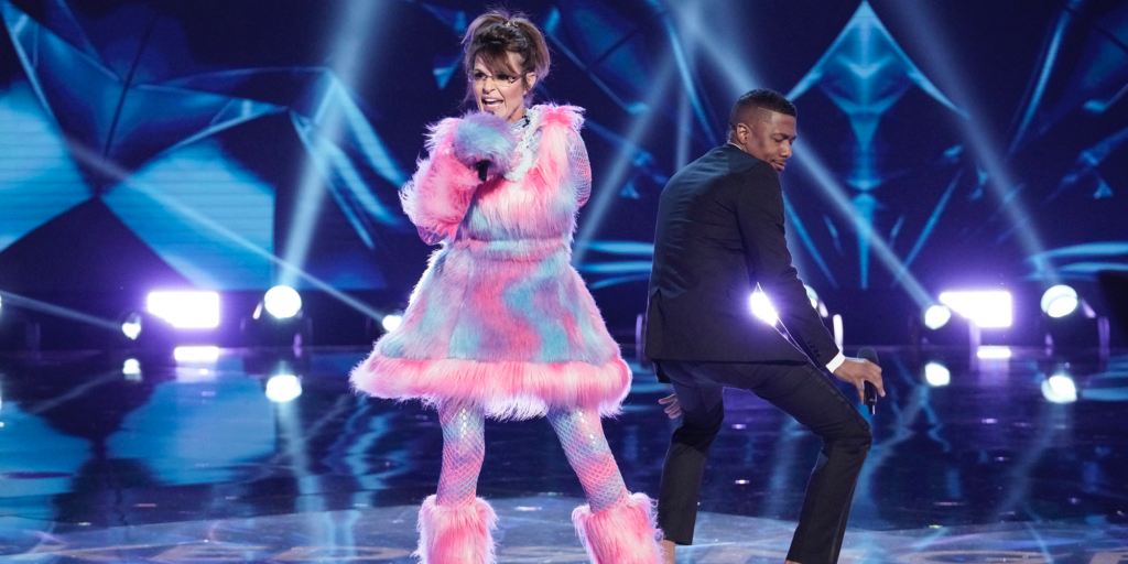 Cantante enmascarada: Sarah Palin quiere mostrar imágenes ocultas del jurado durante el juicio