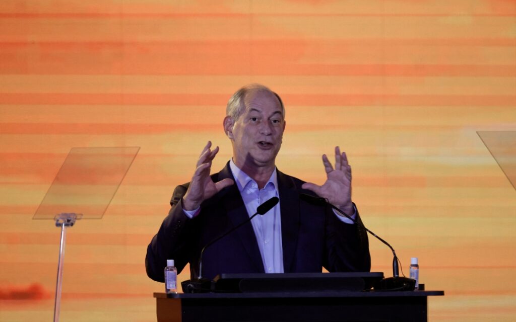 Ciro Gomes, primer candidato oficial a la presidencia de Brasil