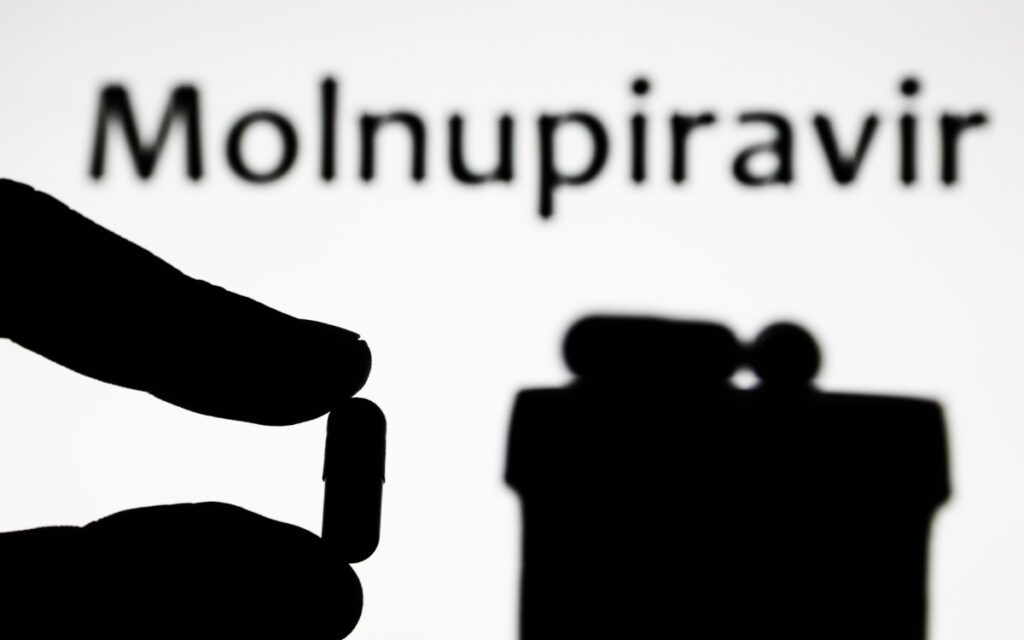 Cofepris aprueba Molnupiravir, cápsula contra la Covid-19