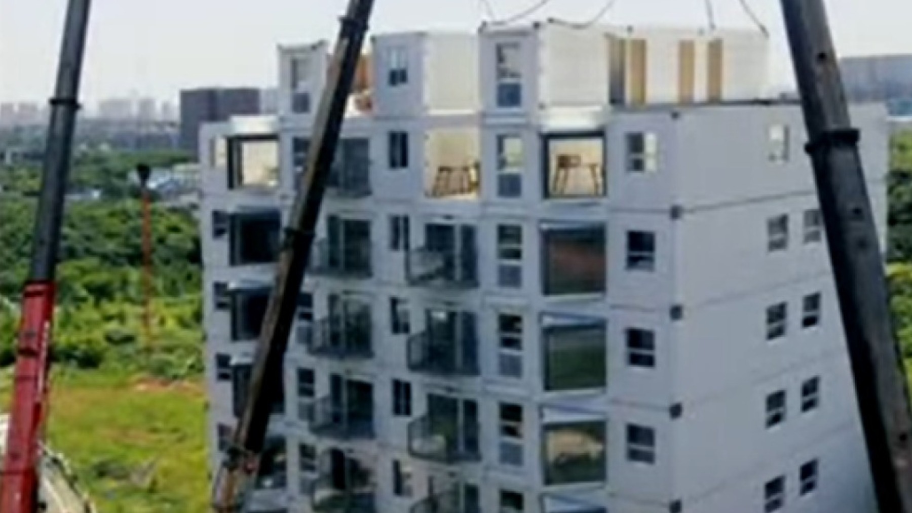Construyen en China un edificio de 10 pisos en 28 horas