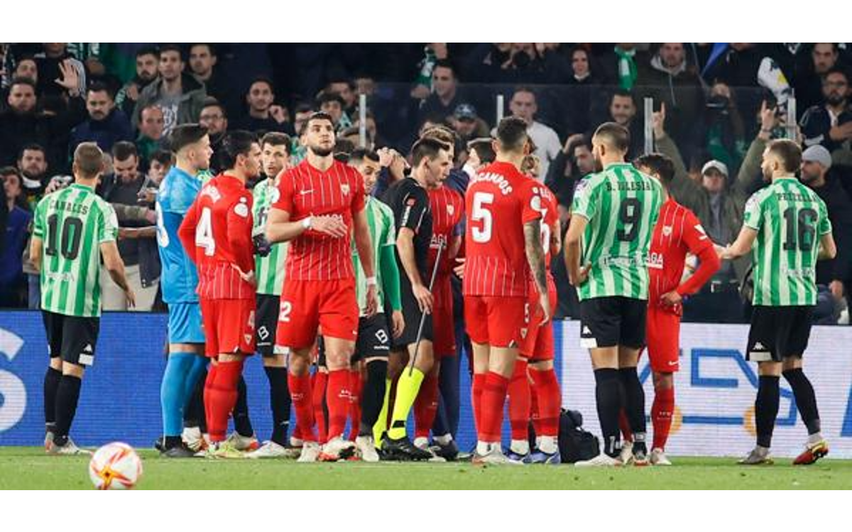 Copa del Rey: Suspenden el Derbi sevillano por violencia en el Estadio Benito Villamarín | Video