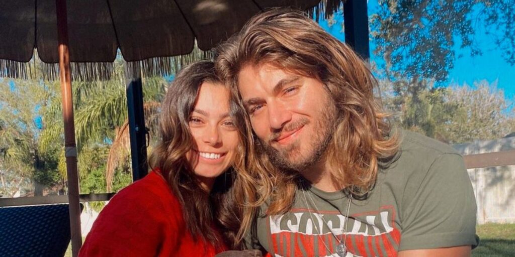 Costa de Floribama: Gus Smyrnios y Samantha Carucci comprometidos