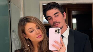 Demasiado caliente para manejar: Bennett se tatuó el nombre de Carly Lawrence en su muñeca