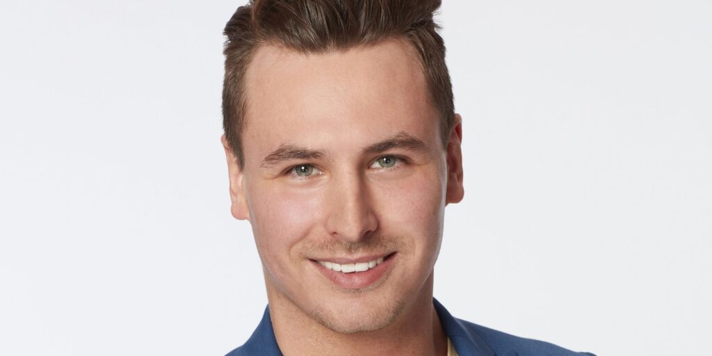 Despedida de soltera: los patrocinadores supuestamente descartan a Brendan S. después de las publicaciones contra las vacunas