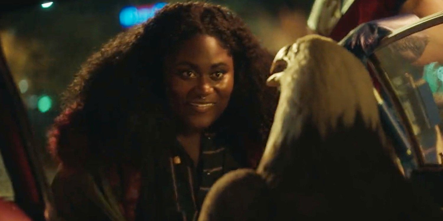 Eagle Sidekick de Peacemaker muerde a un nuevo personaje en un divertido video del programa de DC