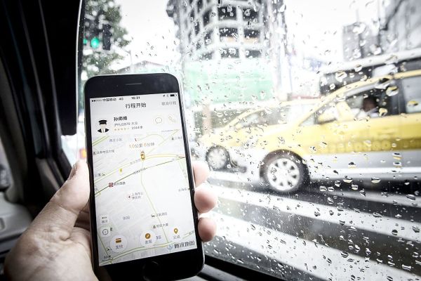 El gigante de viajes Booking invierte 500 millones de dólares en la empresa china de transporte compartido Didi Chuxing