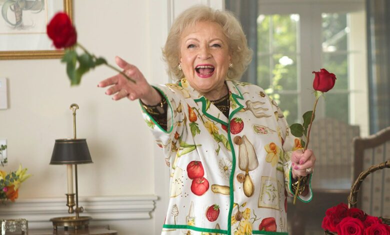 El huevo de Pascua de Google Search rinde homenaje a Betty White: cómo verlo