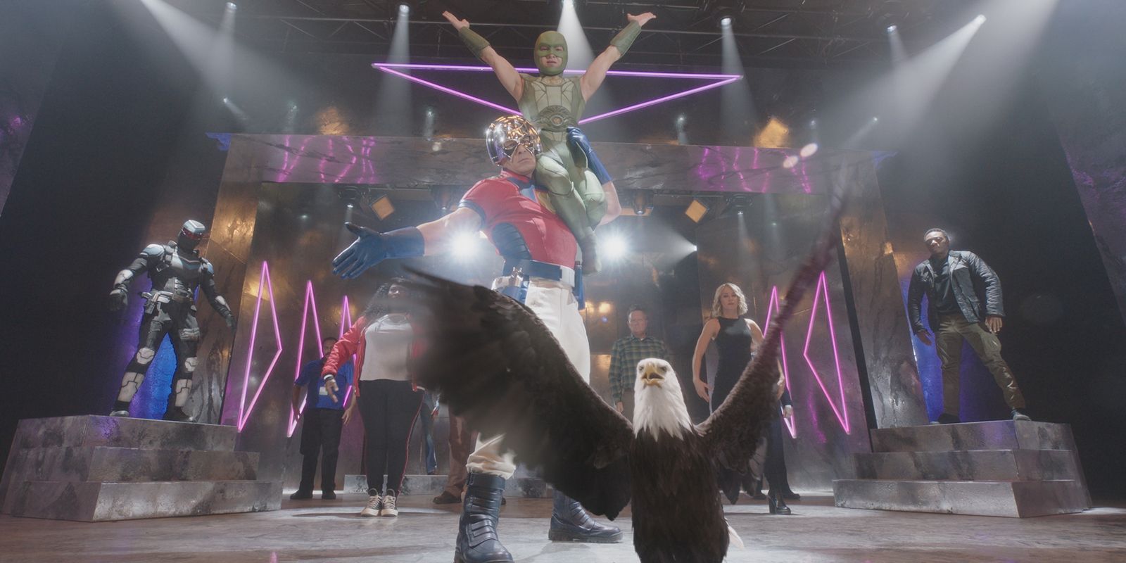 El personaje de Peacemaker aparecerá en la próxima película de DCEU, dice James Gunn