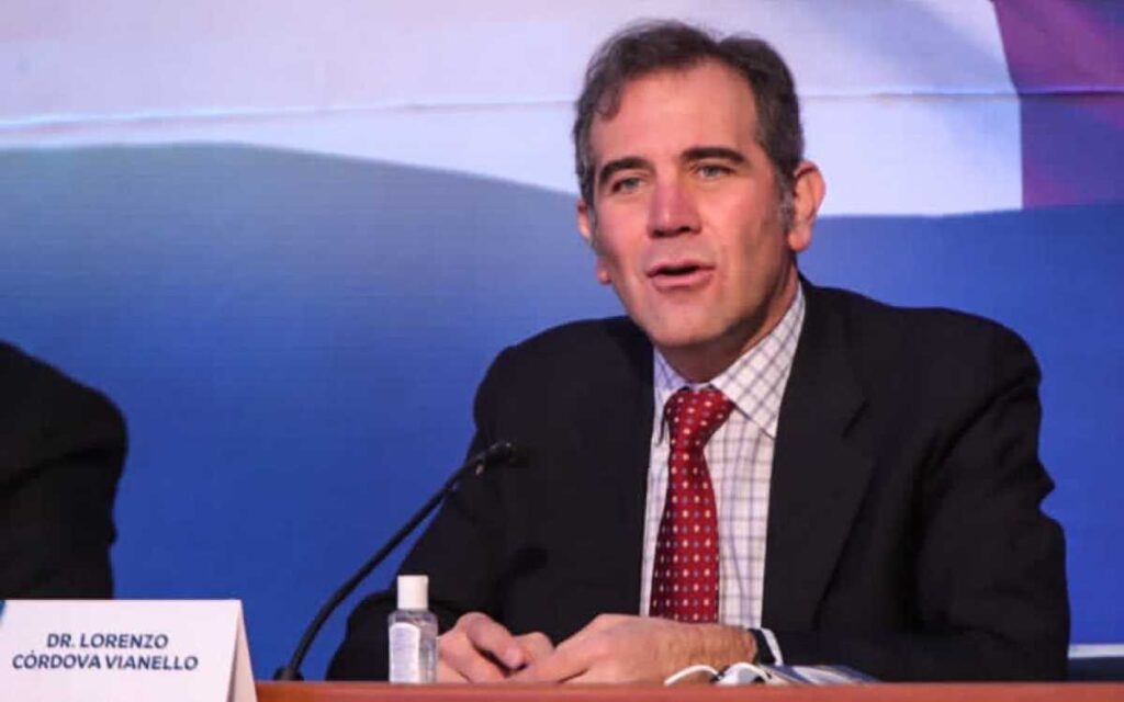 Es falso que Córdova criticó ‘falta de resultados de este gobierno’, dice el INE