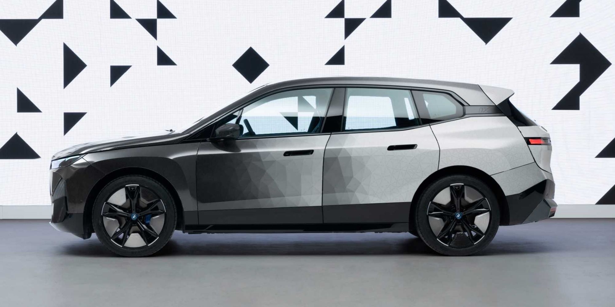 Este auto BMW que cambia de color te dejará boquiabierto