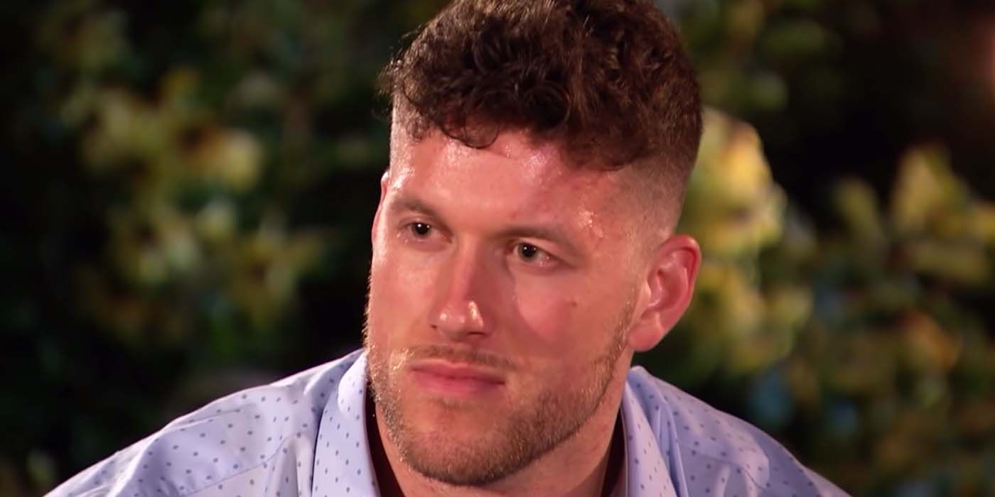 Estreno de soltero: ¿Por qué era de día cuando Clayton entregó rosas?