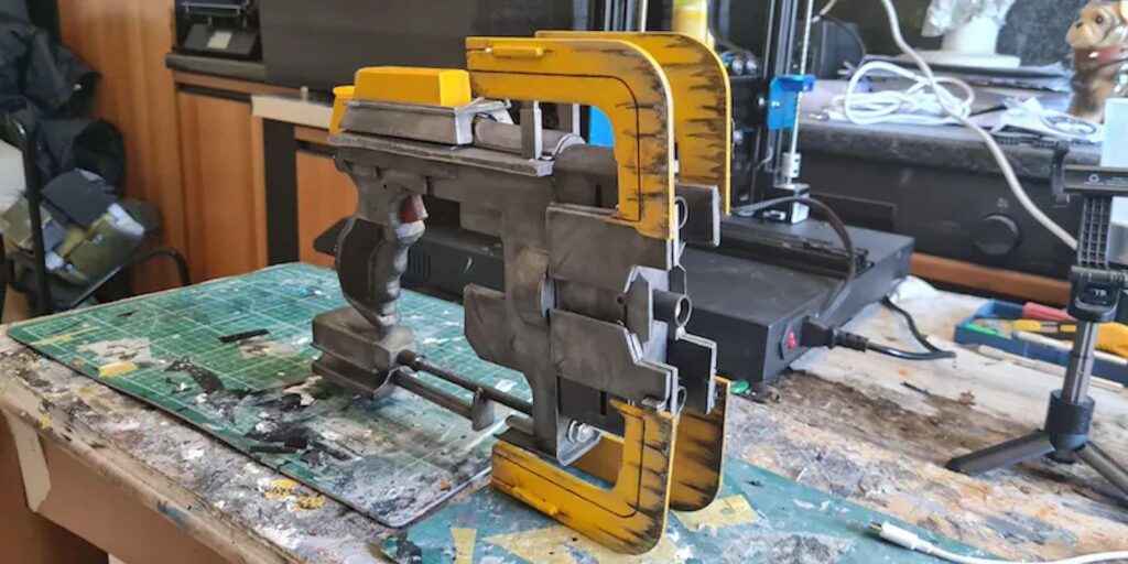 Fanático de Dead Space muestra un cortador de plasma robótico real