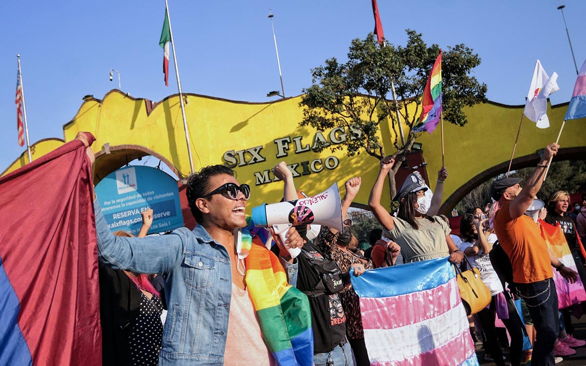 Gobierno de CDMX realiza mesa de trabajo para atender discriminación en Six Flags