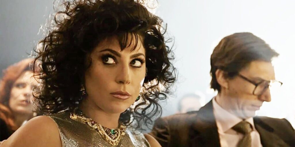 House of Gucci corta escenas de sexo de Lady Gaga y Salma Hayek