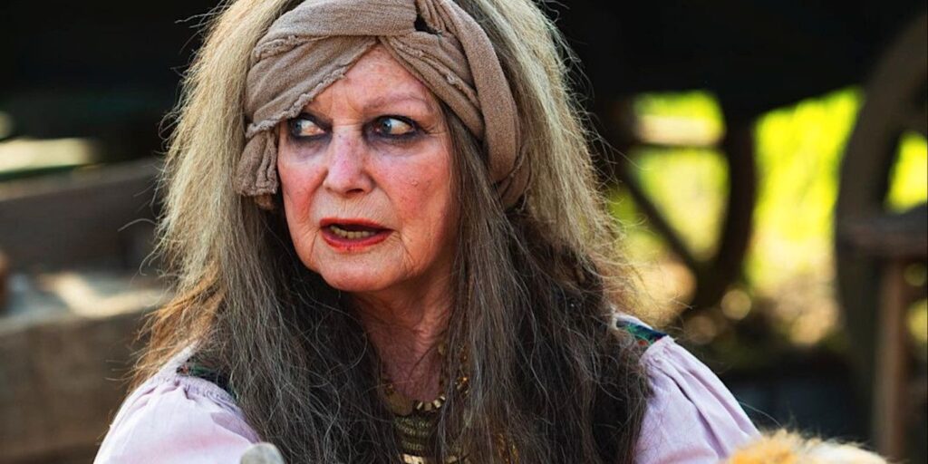 Imagen de The Munsters: Rob Zombie revela el primer vistazo al personaje de Catherine Schell