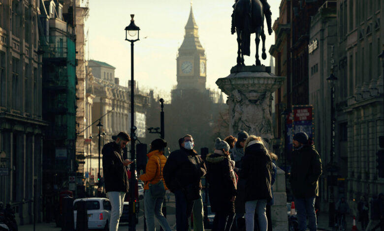 Inglaterra se despide de mascarillas, el trabajo en casa y el certificado Covid