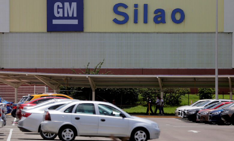 Instan a General Motors a garantizar voto justo de trabajadores en México