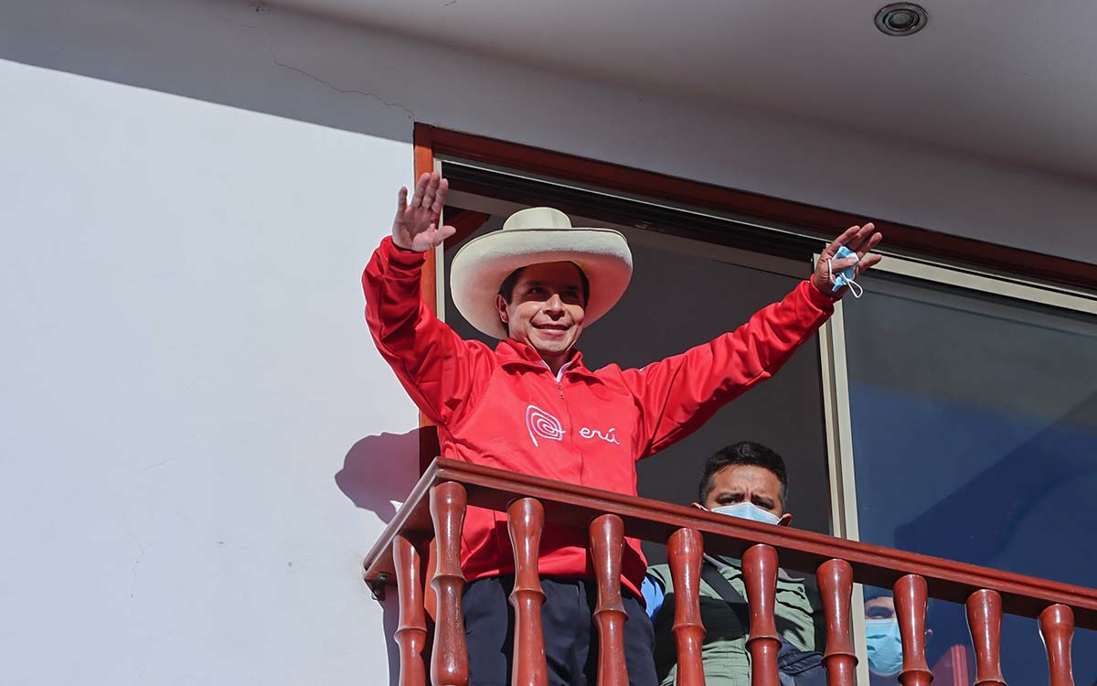 La Fiscalía de Perú catea vivienda que Pedro Castillo usó como casa de campaña en Lima