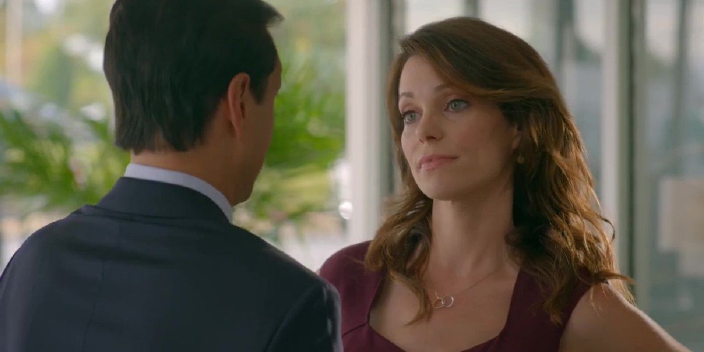 La actriz Amanda de Cobra Kai realmente quiere hacer algo de kárate en la temporada 5