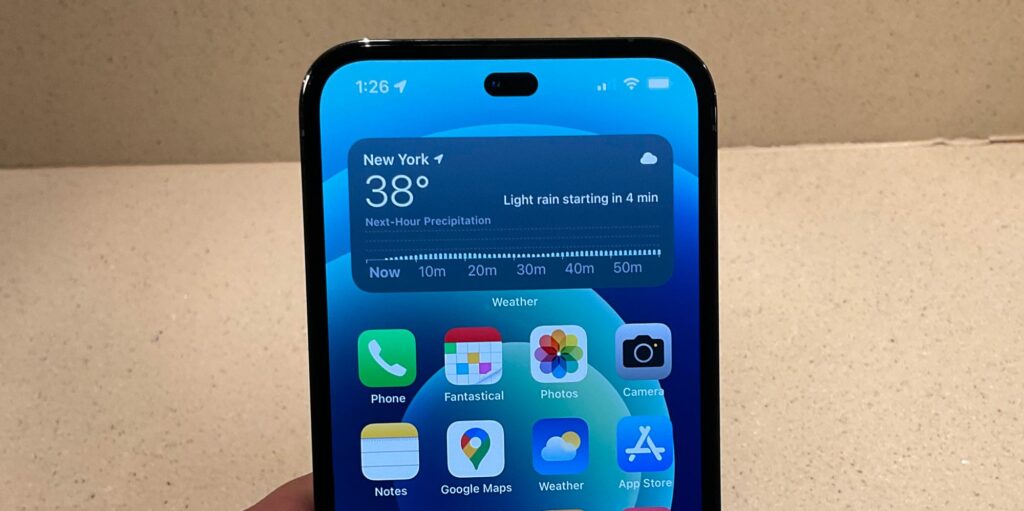 La extraña muesca de la 'píldora' del iPhone 14 puede verse así