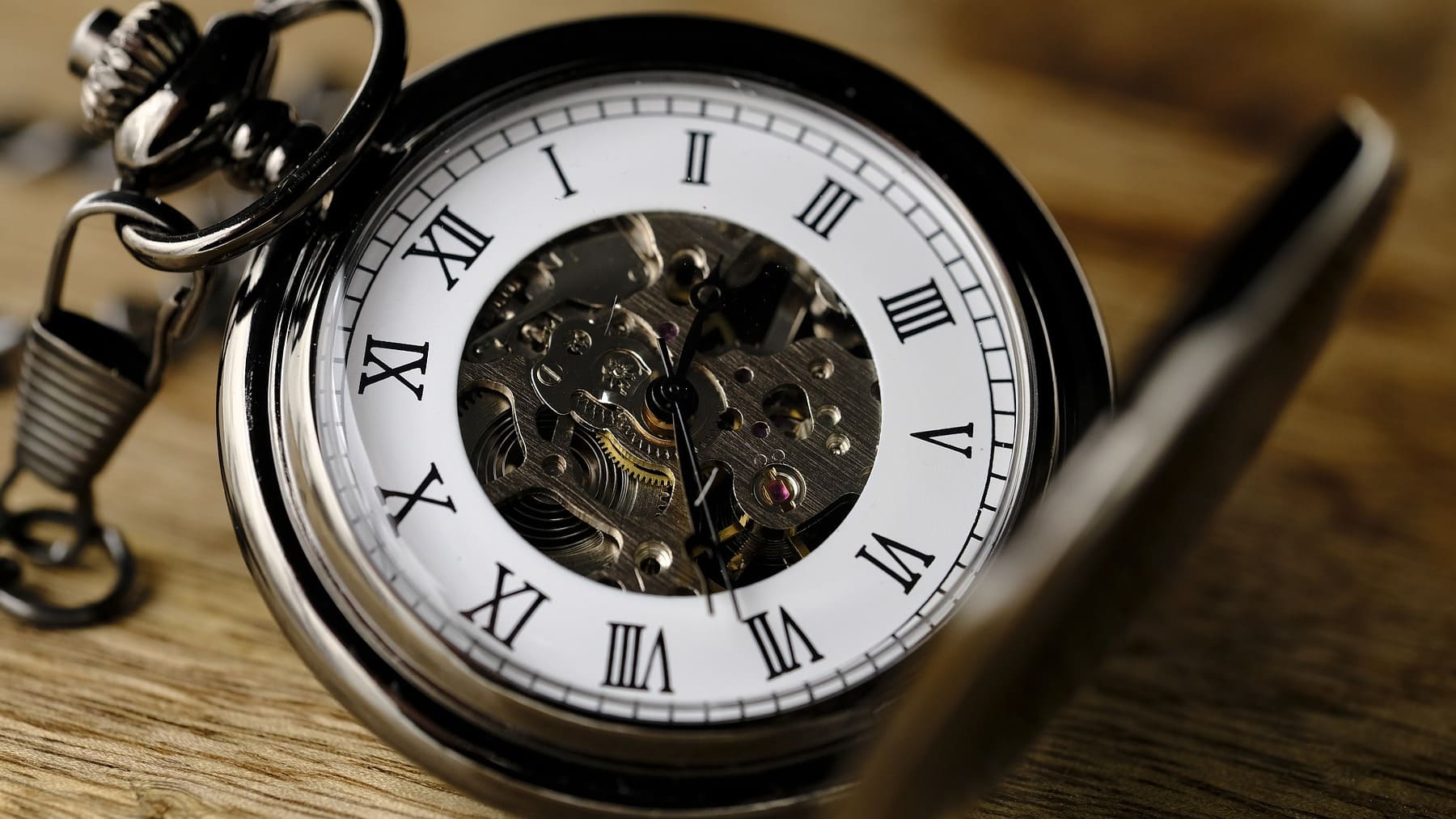 La extraña razón por la que en algunos relojes el número 4 se escribe IIII y no IV