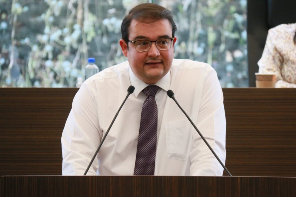 La ilegalidad y la violencia no tienen cabida en Querétaro: Memo Vega