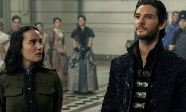 La temporada 2 de Shadow & Bone comienza a filmarse, confirma David Wurawa