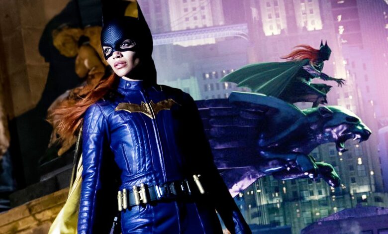 Las fotos del set de Batgirl revelan las gafas de Barbara Gordon Batsuit