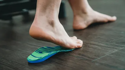 Reducen de manera efectiva la presión que se ejerce en los pies al caminar o practicar deporte .GETTY IMAGES.