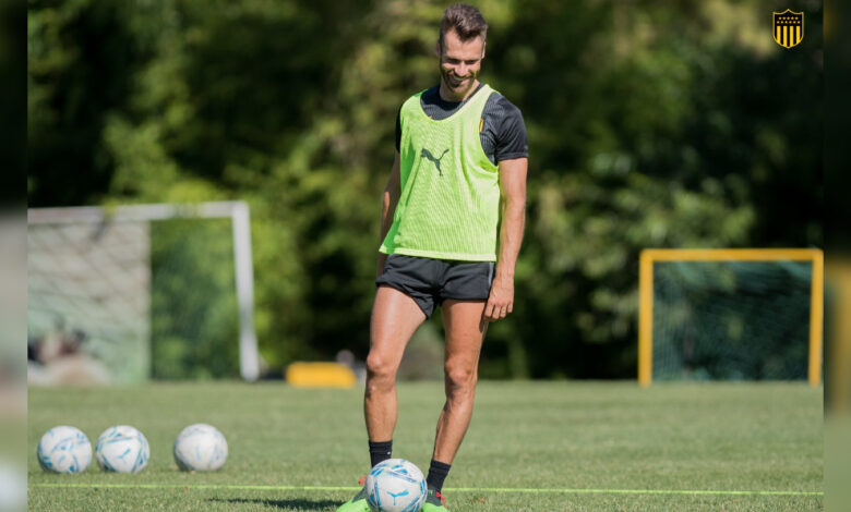 León ficha a Kagelmacher, defensor uruguayo que pasó por Real Madrid