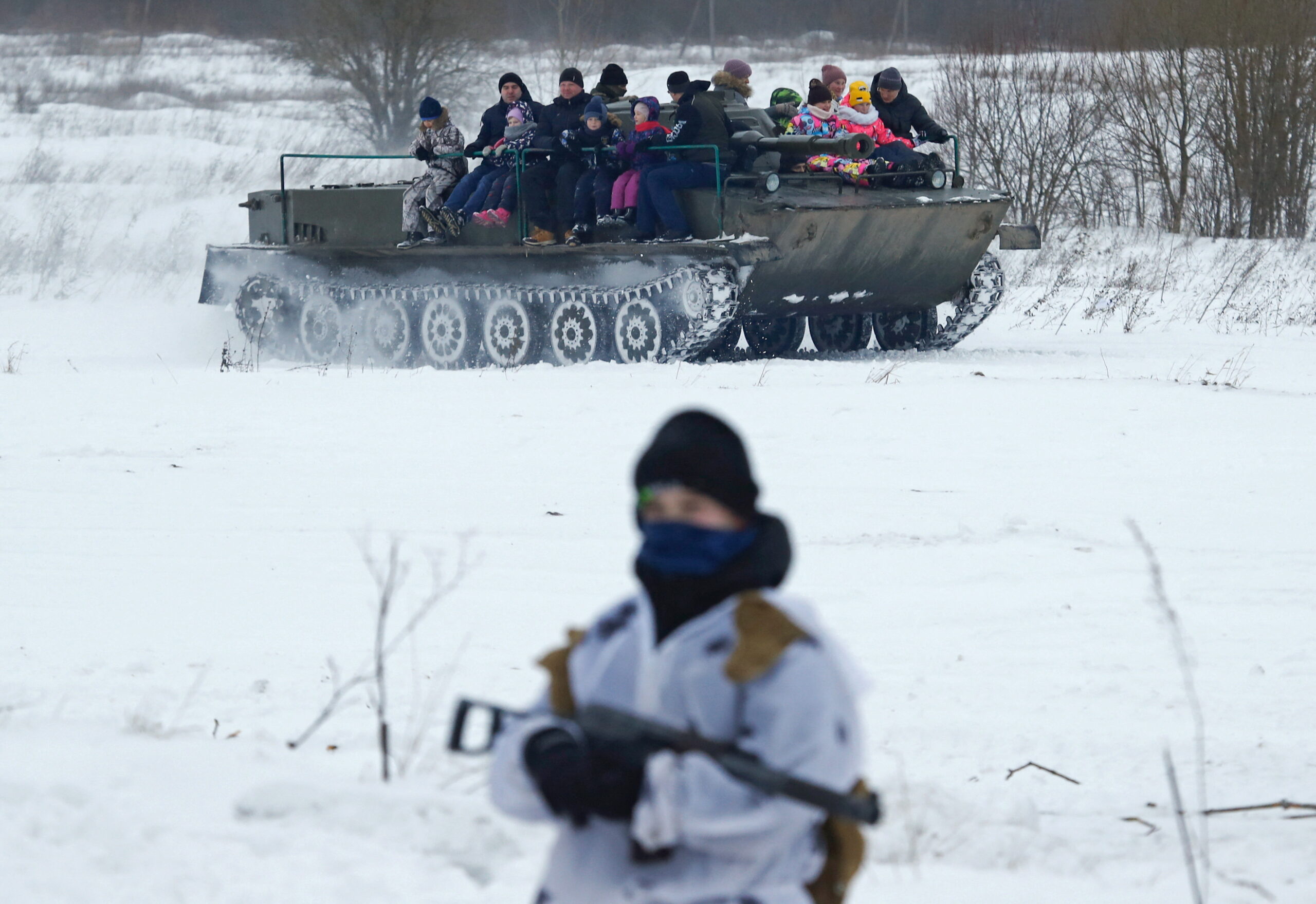 Los rusos conviven con la nueva normalidad de una posible guerra