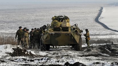 Macron y Scholz abren un canal de diálogo con Rusia y Ucrania para rebajar la tensión