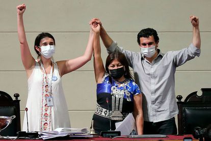 María Elisa Quinteros es elegida nueva presidenta de la Constituyente chilena tras 20 horas de debate