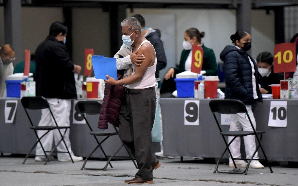 Menores sanos son última prioridad en vacunación por bajo riesgo de muerte: Salud