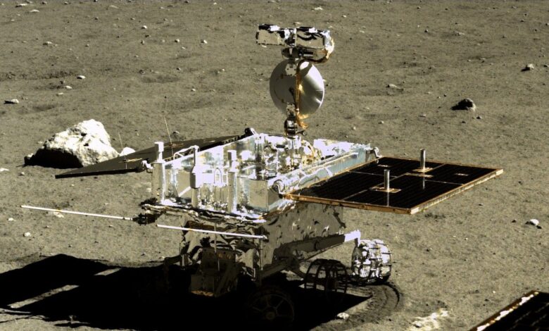 Moon Rover de China descubre polvo 'pegajoso' y 'gel' verde en el otro lado