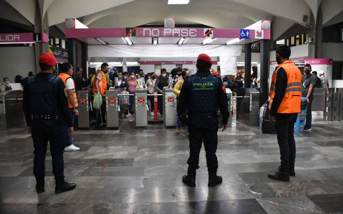 Muere niña de 3 años en Metro de la CDMX