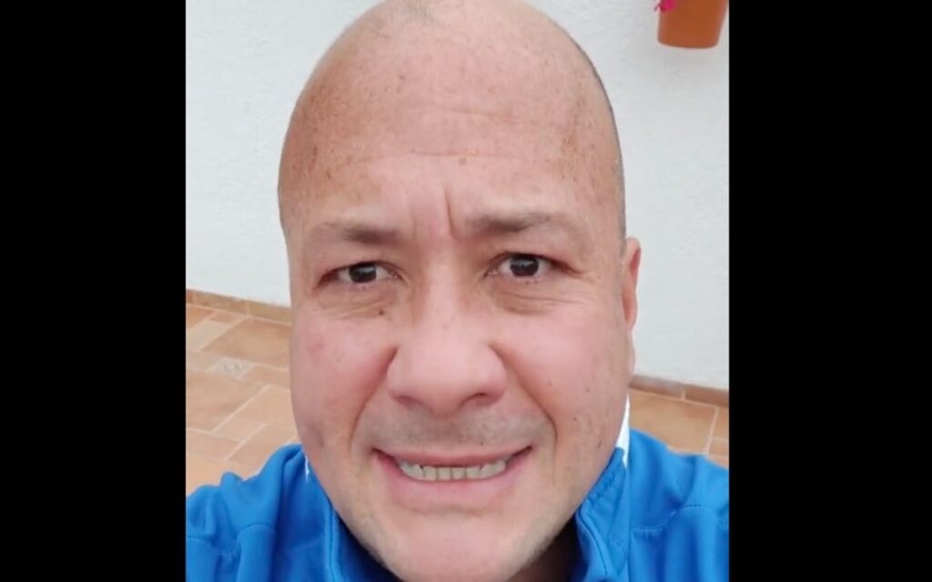 "Ni modo, ya me tocaba", dice Alfaro al informar que dio positivo a Covid-19