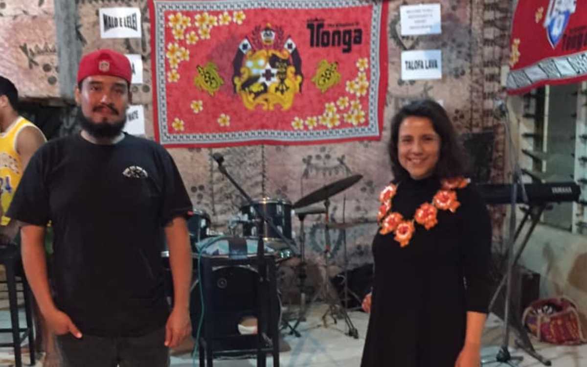 Piden ayuda para repatriar a biólogos mexicanos tras erupciones en Tonga