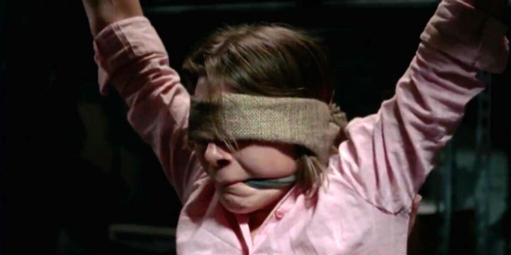 Por qué la verdadera historia de la chica de al lado hace que la película sea más difícil de ver